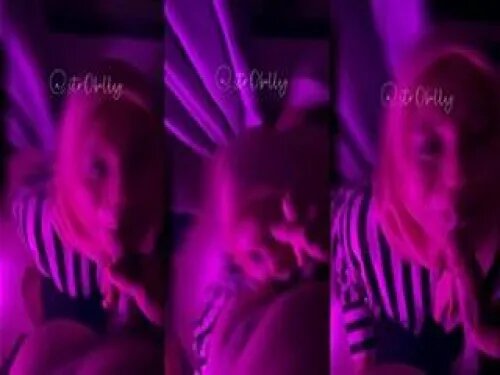 Flora Crot di Muka Hijab